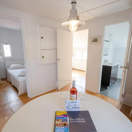 118 D - Avenida Roof *