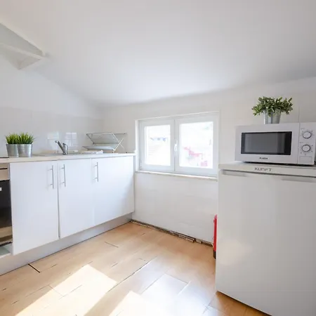 118 D - Avenida Roof * Lisbon