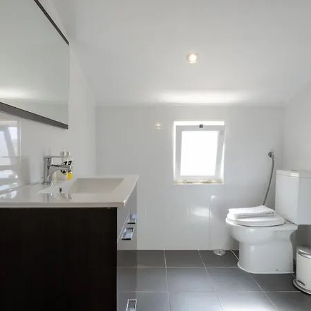 Avenida Roof Apartment